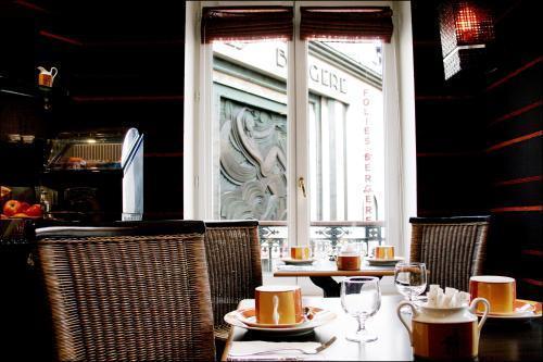 Pavillon Opera Bourse 3* Paris